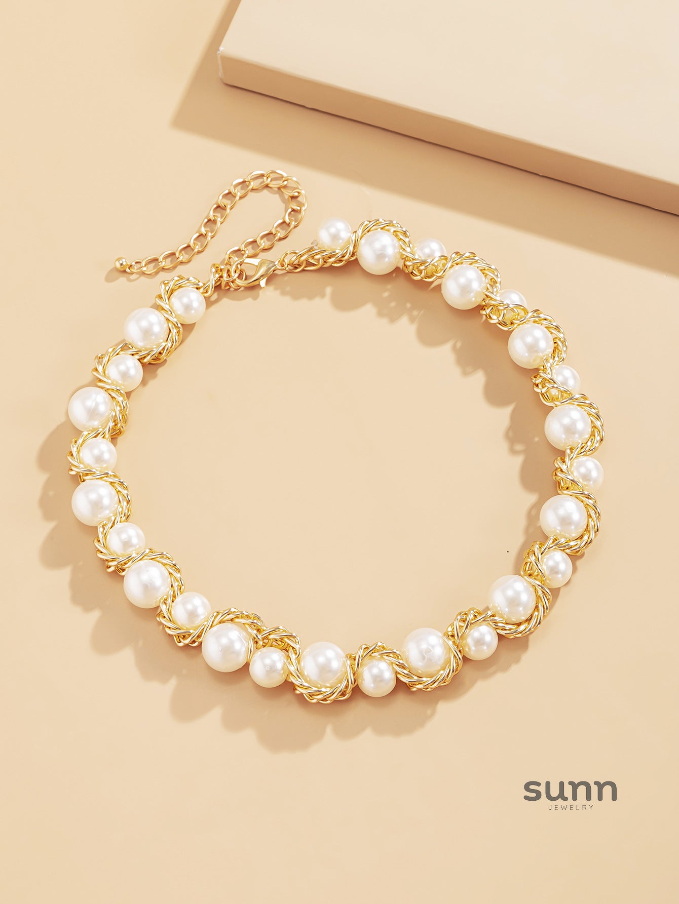 Korbyn Twisted Pearl Necklace [GIUDOH5Y]