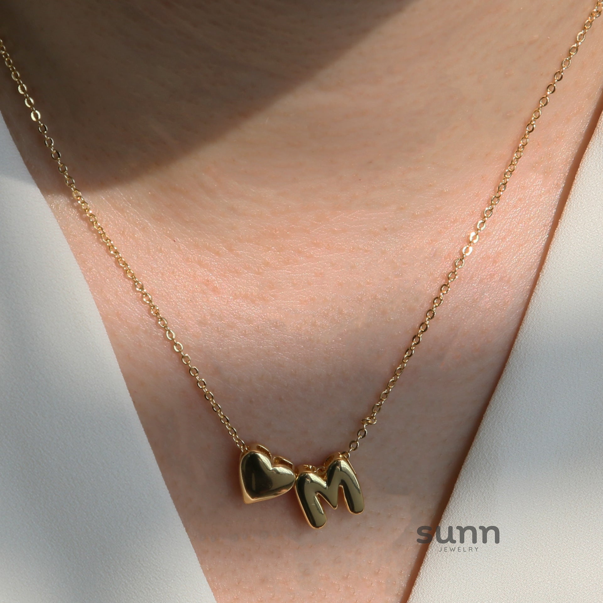 Korie Puffed Initial Necklace [DMOSJZFW]