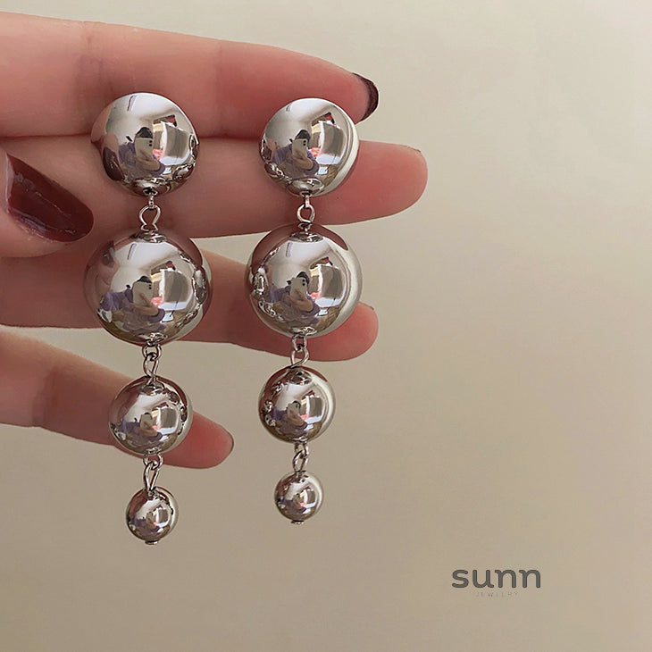 Korie Statement Ball Earrings [X71SFDYQ]