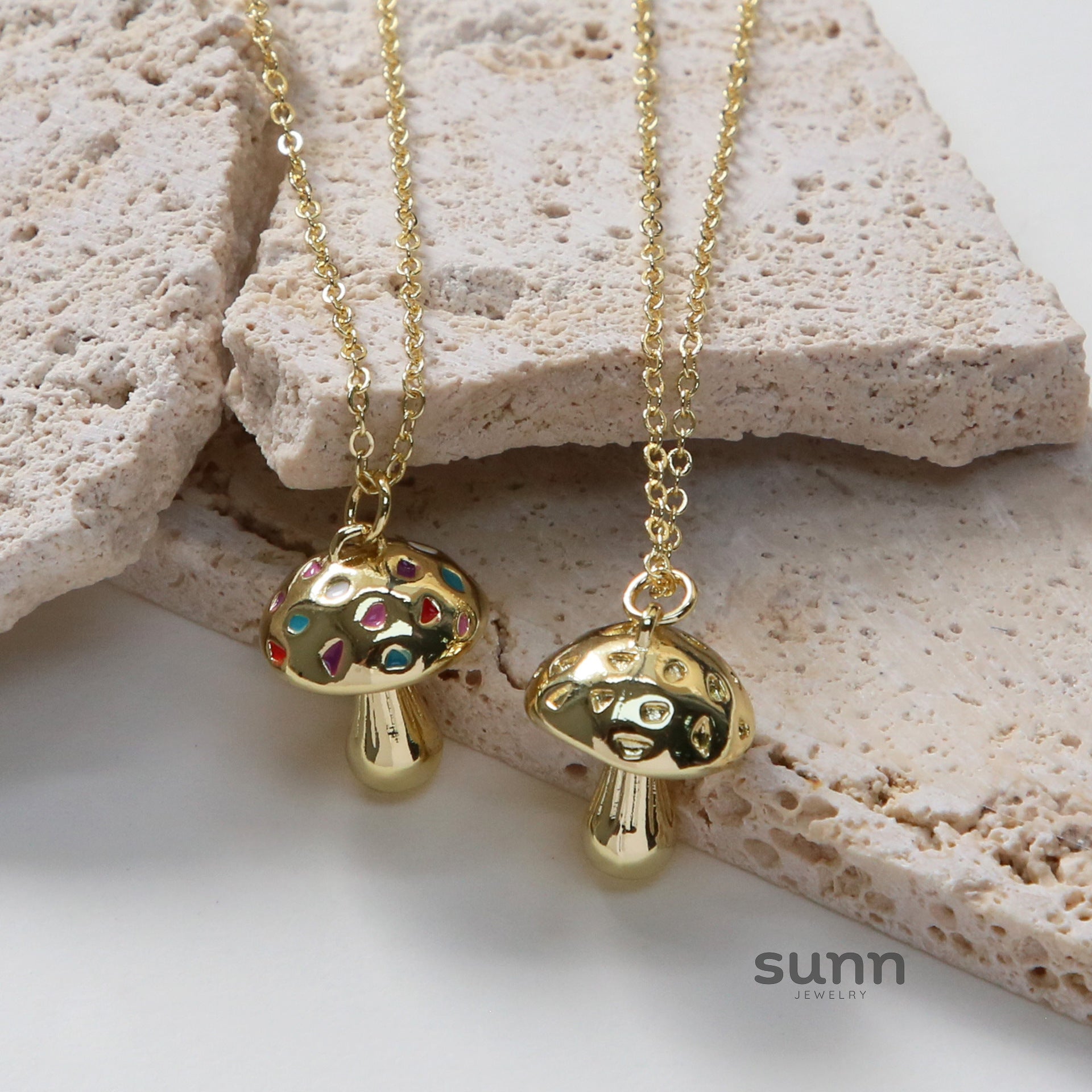Korinne Colorful Mushroom Charm Necklace [DRM2VP60]