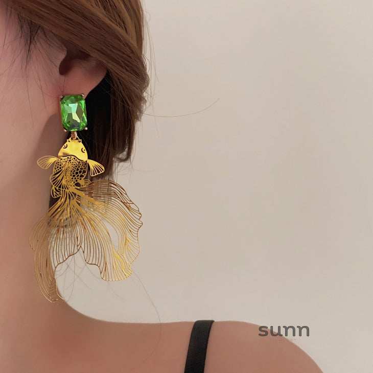 Kourtlyn Exaggerated Koi Earrings [WWBPDDWI]