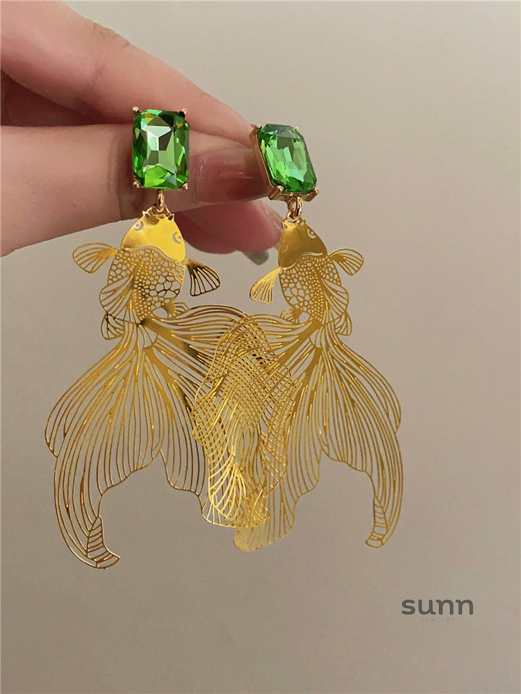 Kourtlyn Exaggerated Koi Earrings [DOO718LD]