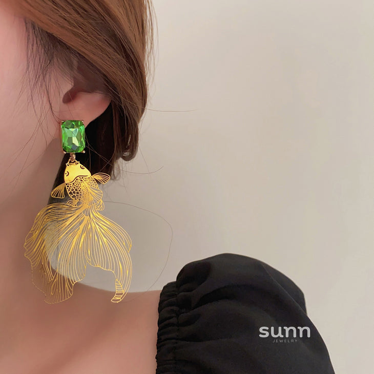 Kourtlyn Exaggerated Koi Earrings [0W1LJRMY]