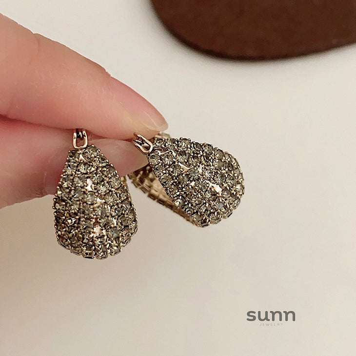 Kristal Gray Diamond Drop Earrings [Y49ZC1F9]