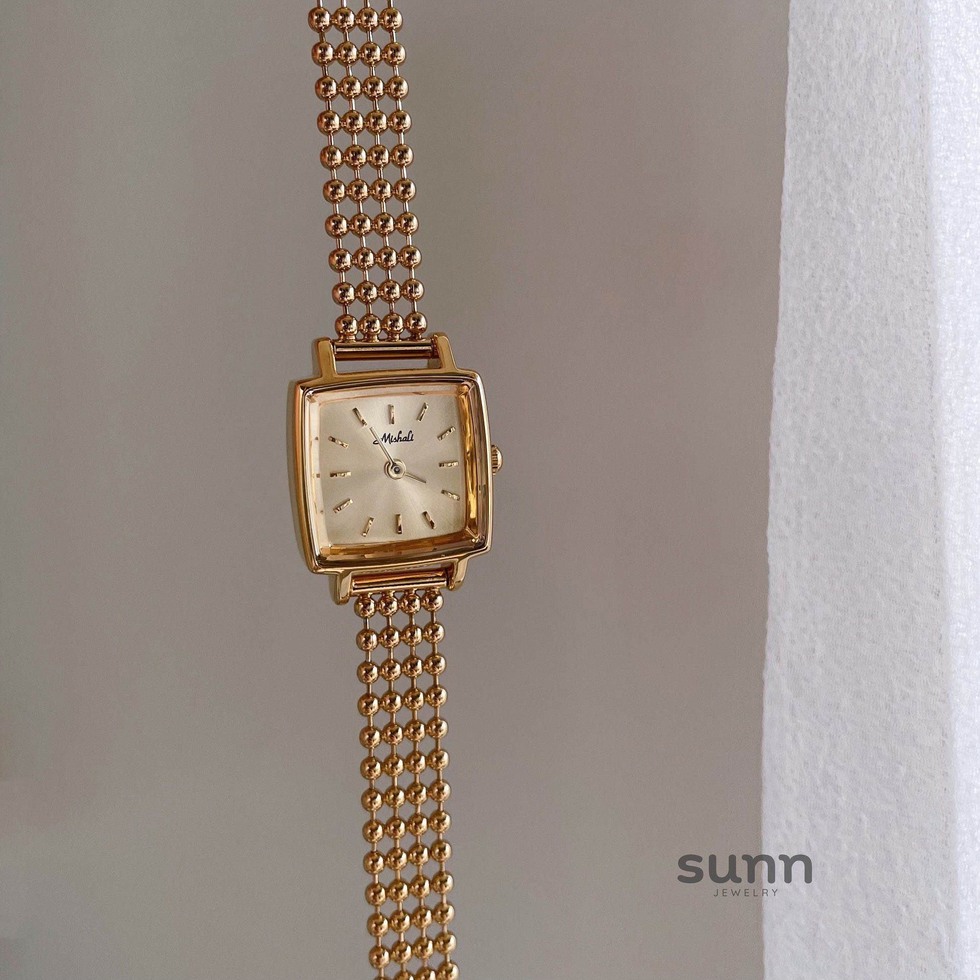 Kristel Gold Bracelet Watch [4XL1KM8I]