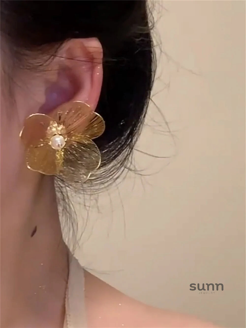 Kristel Golden Floral Pearl Earrings