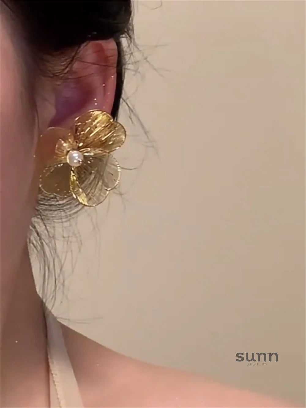 Kristel Golden Floral Pearl Earrings