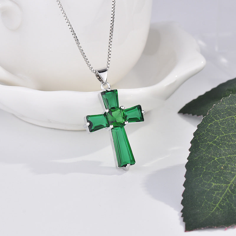 Kristi Emerald Cross Necklace [ERR7R5KO]
