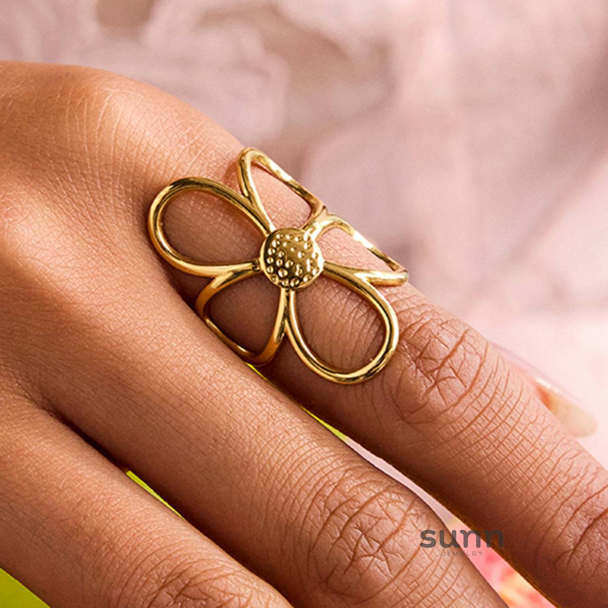 Kristi Floral Pearl Ring Set [TR87JGBY]