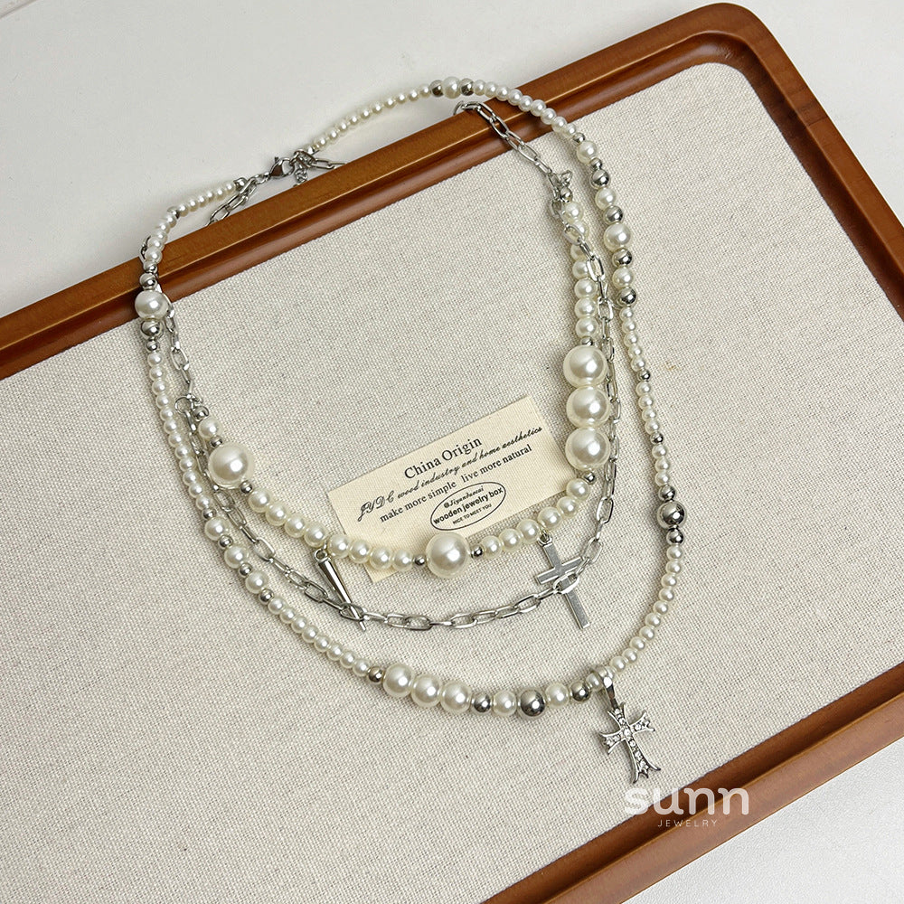 Kristi Layered Cross Necklace [4LNKNG89]