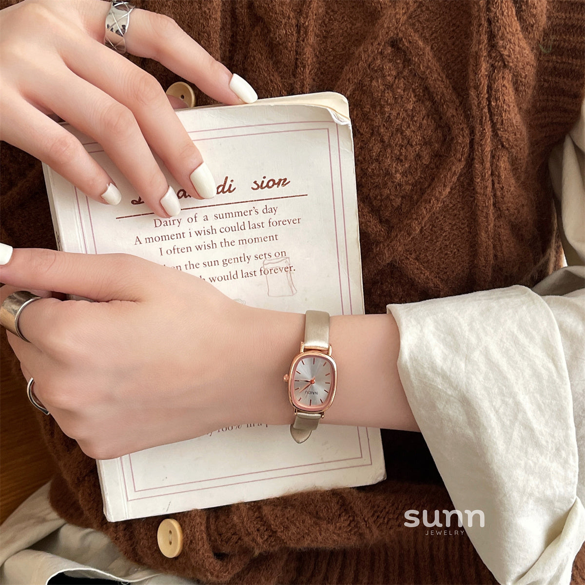 Kristin Petite Oval Watch [79ALYWY6]