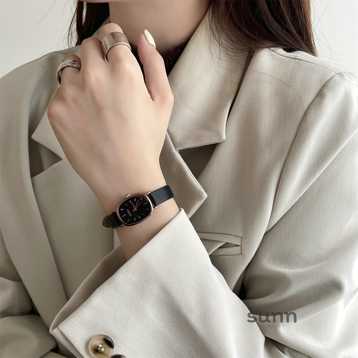 Kristin Petite Oval Watch [U5LDNPAY]