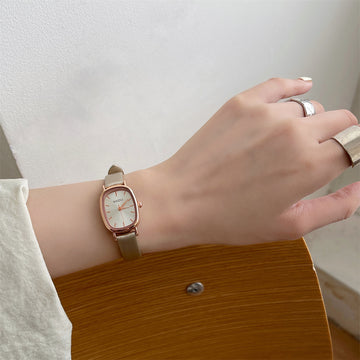 Kristin Petite Oval Watch [R96IXPK1]