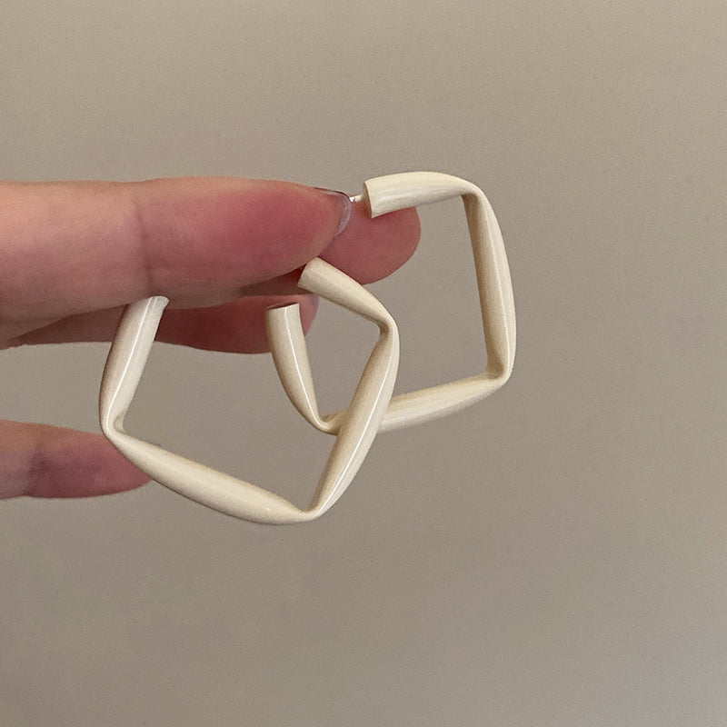 Kristy Sculptural Cream Earrings [XHHOPXIZ]