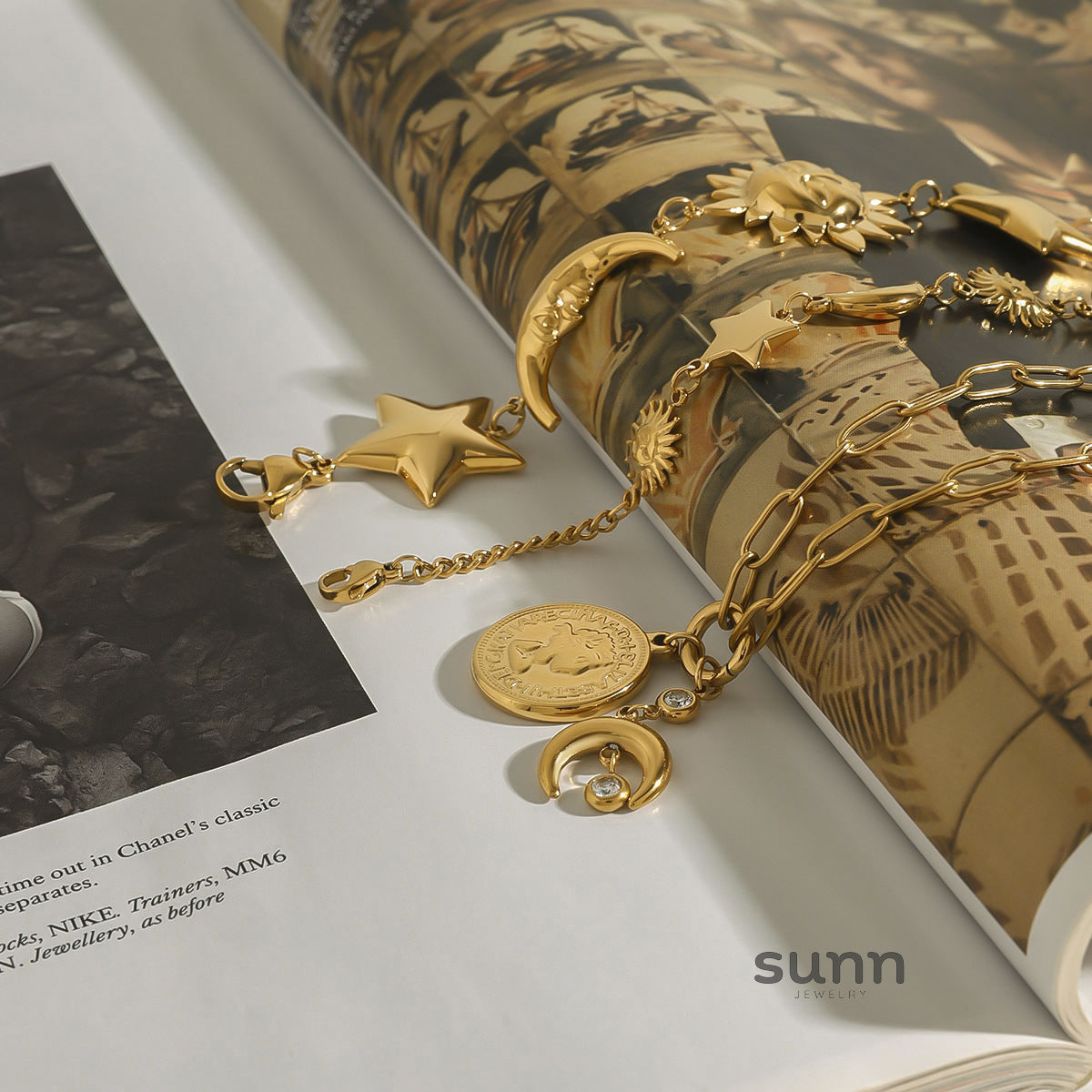 Ksenia Dainty Star Moon Bracelet [UKMOMPPL]