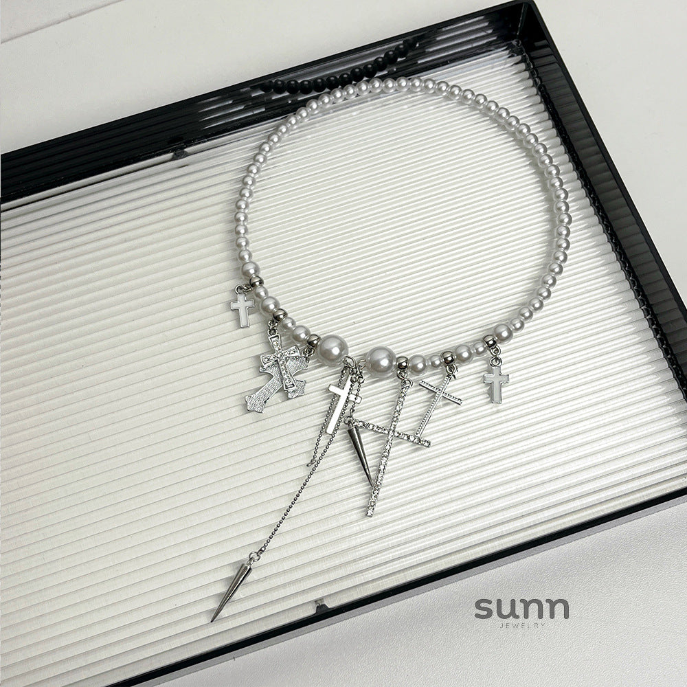 Kya Pearl Cross Tassel Choker [4DJ64I7T]