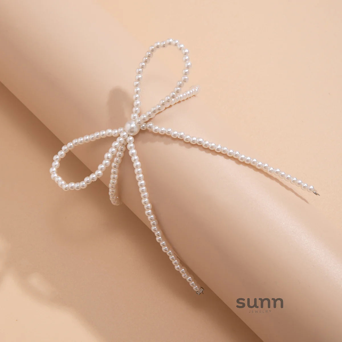 Kyana Pearl Bow Chain