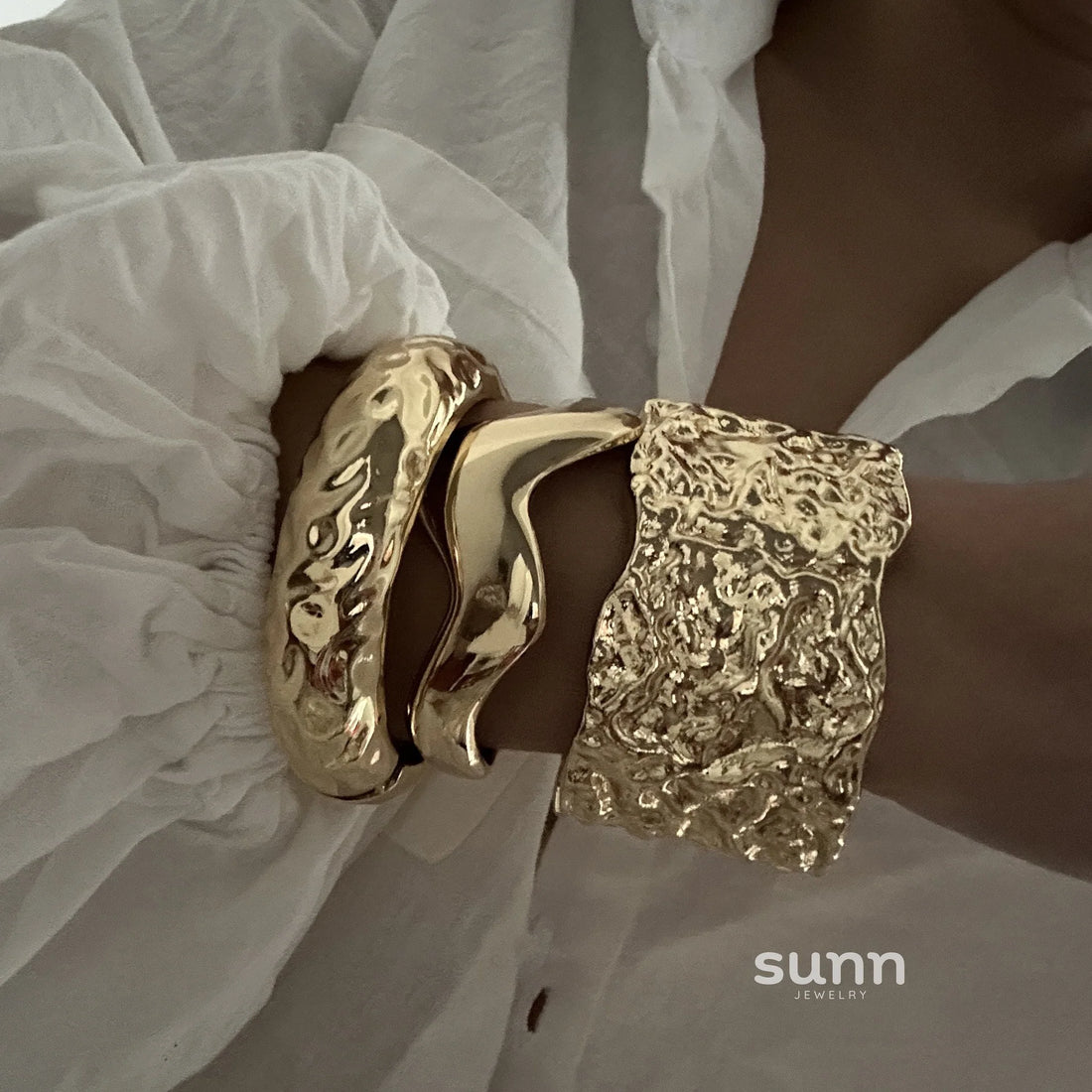 Kylan Sculptural Gold Cuff