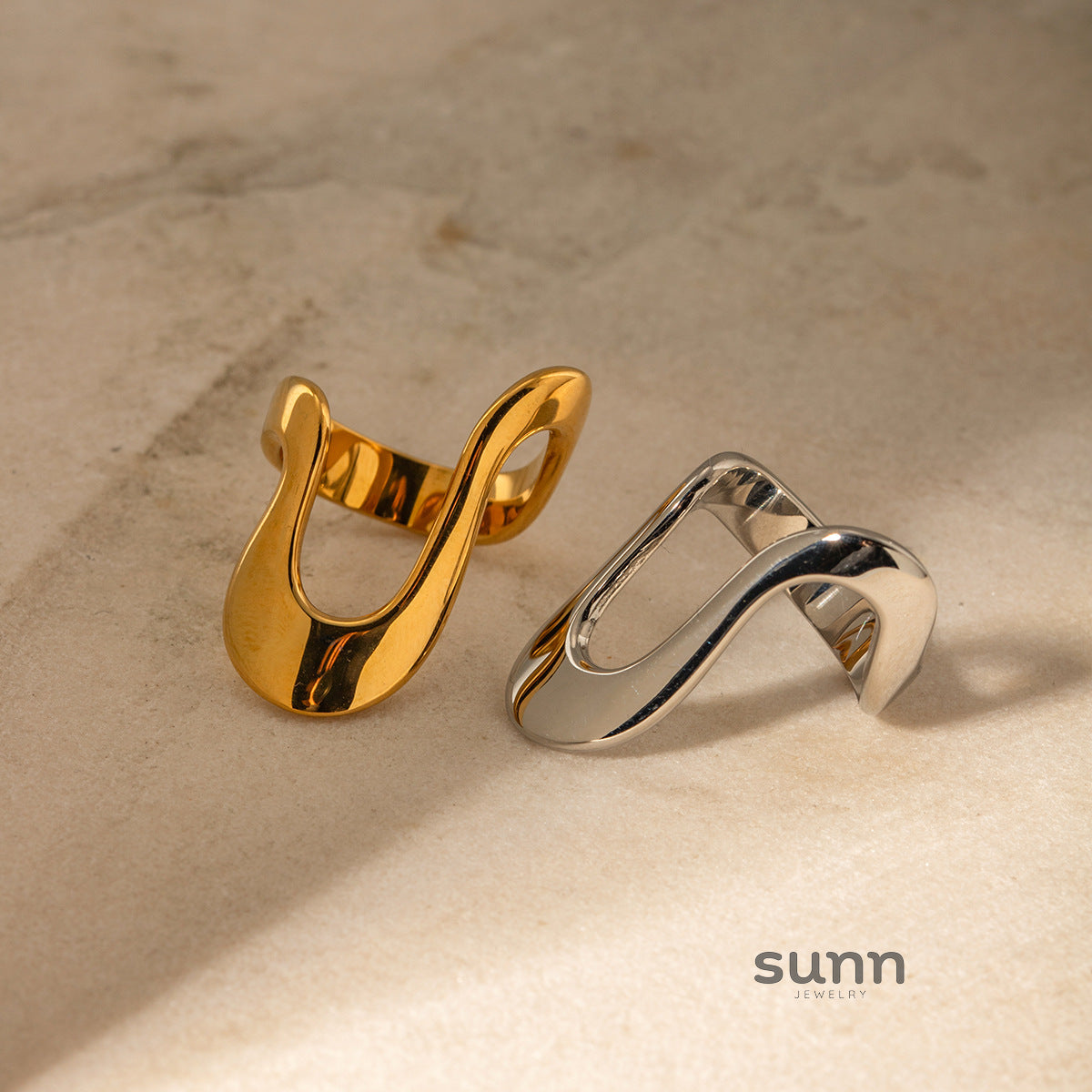 Kyliee Chunky Wave Ring [OUZ57VZK]