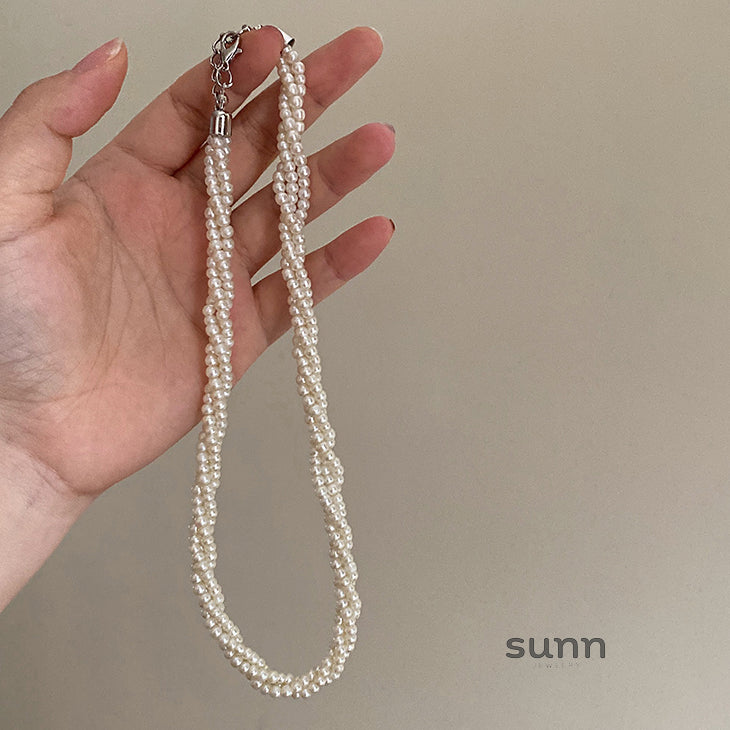 Kynley Delicate Pearl Choker [UFK1E329]