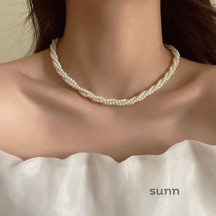 Kynley Delicate Pearl Choker [KQC2C4NQ]