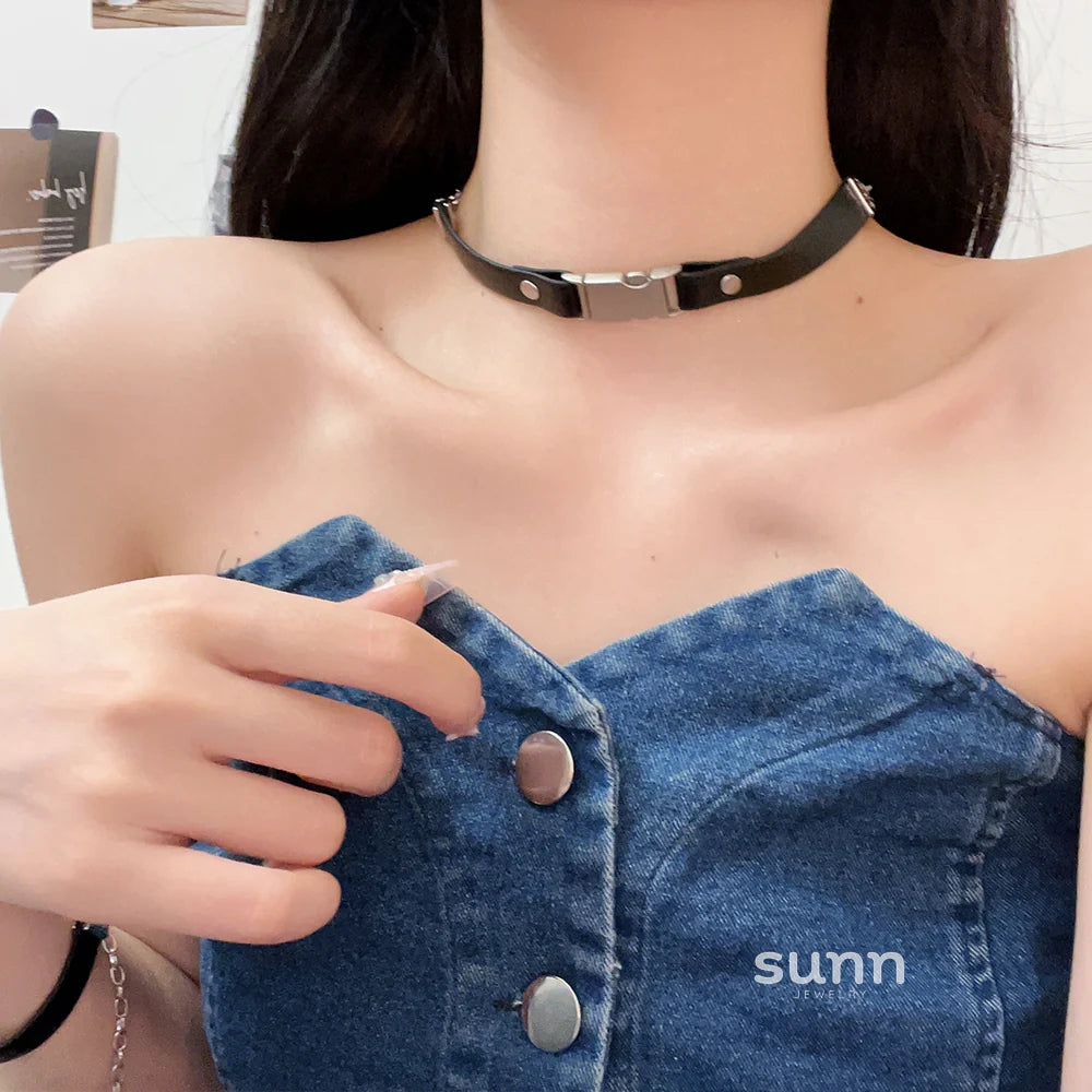 Kynley Leather Choker Armband