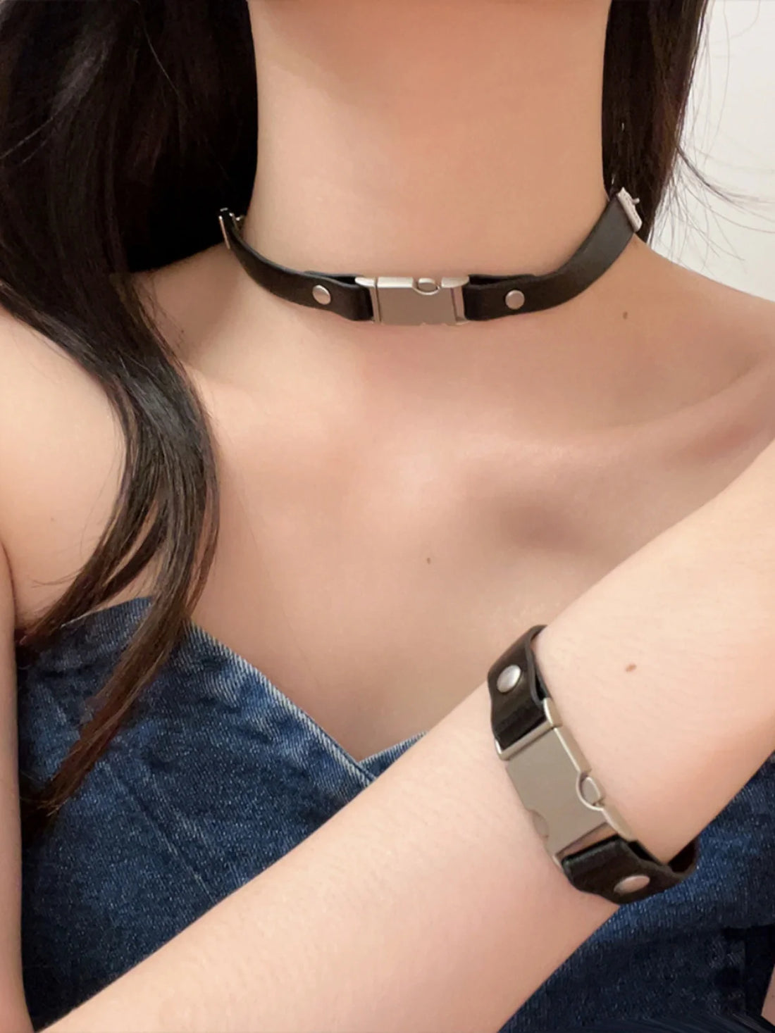 Kynley Leather Choker Armband