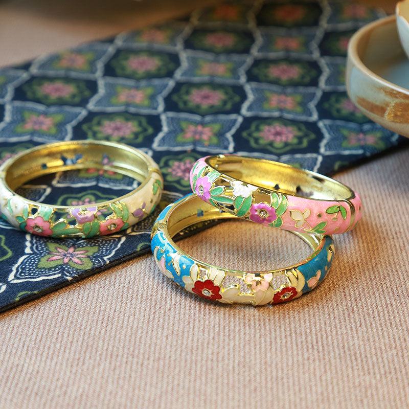 Kynli Floral Cloisonne Bracelet [N8C403QC]