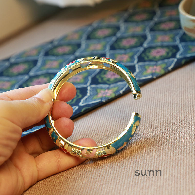 Kynli Floral Cloisonne Bracelet [FDEHDBVE]