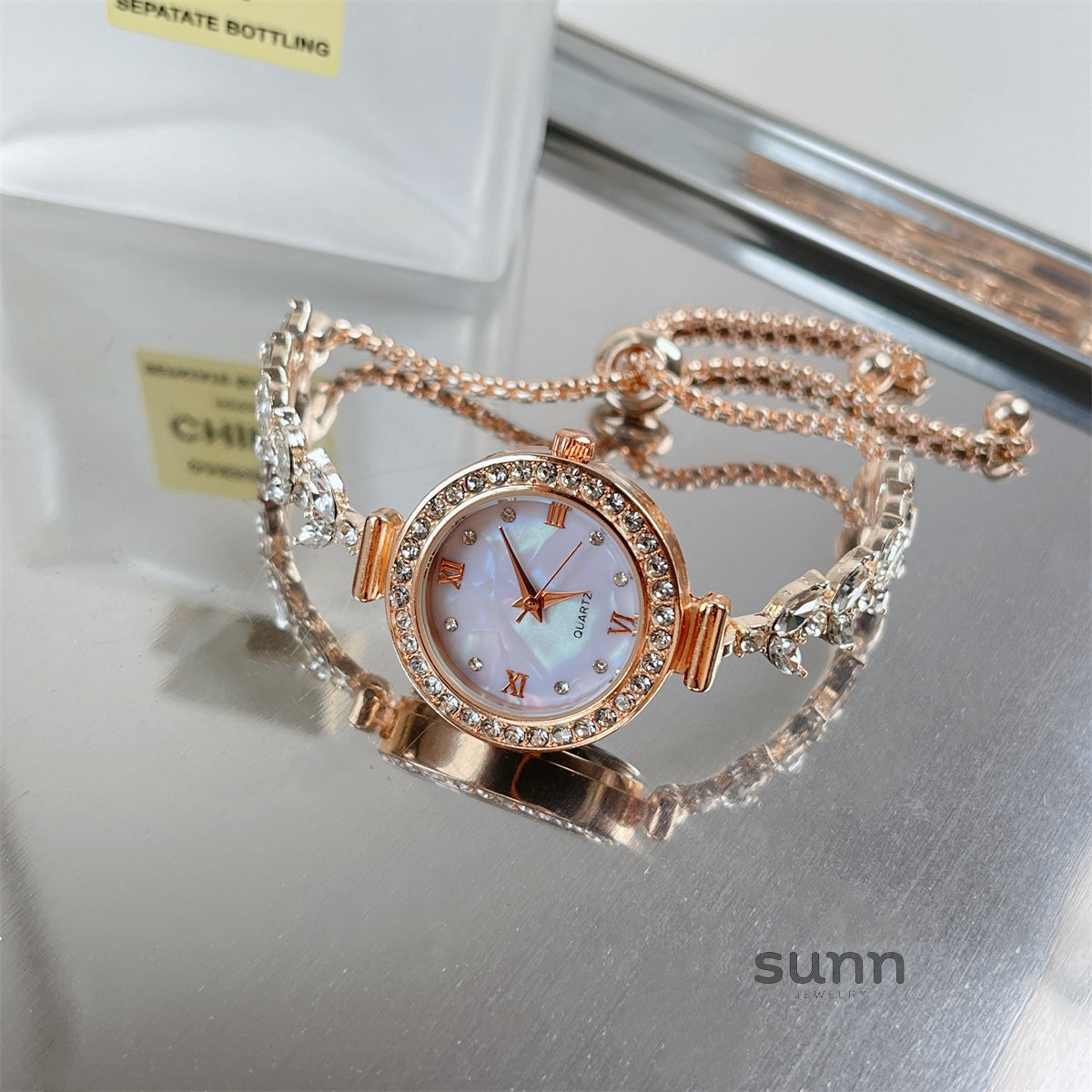 Kynnedi Exquisite Bracelet Watch [4KQ9DM3H]