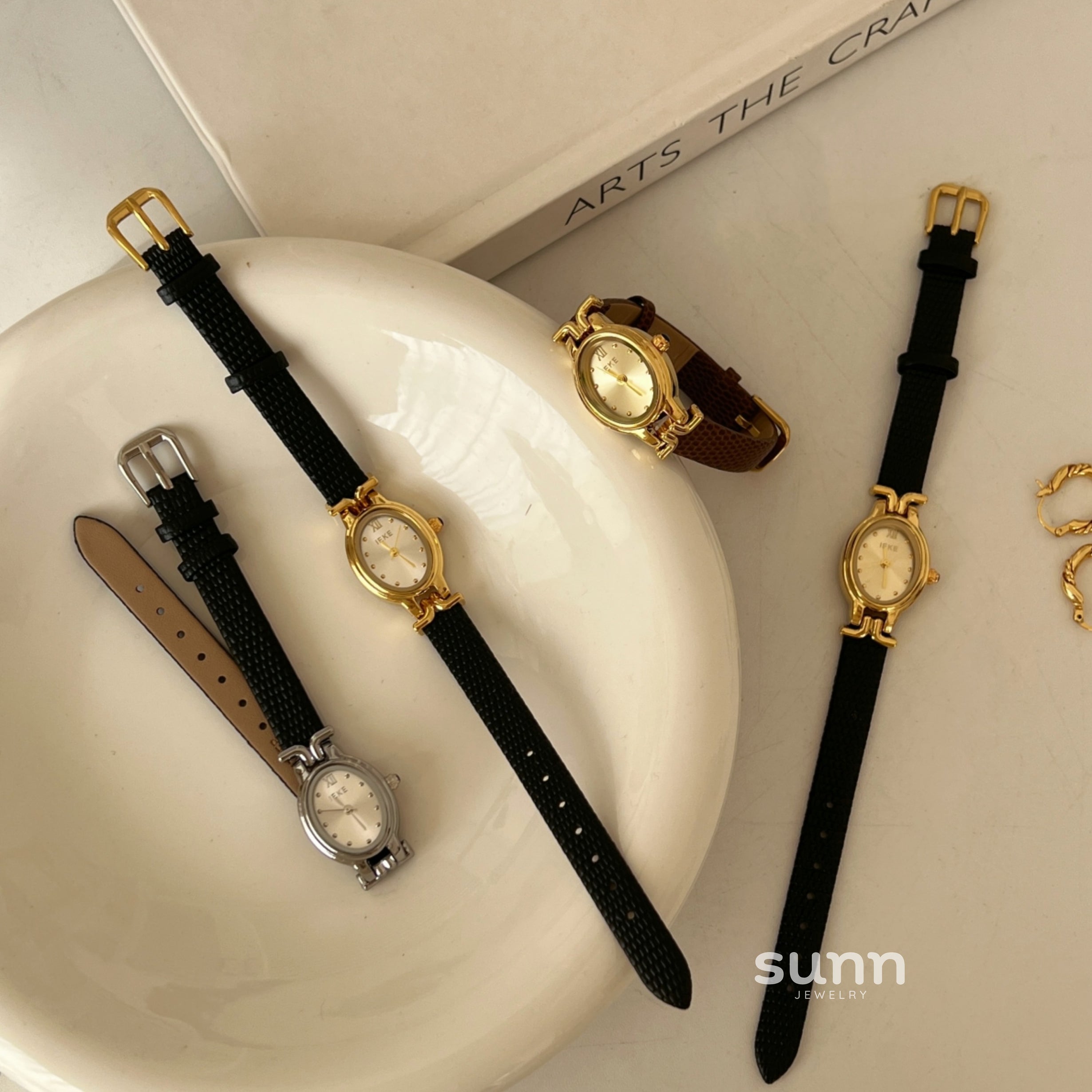 Kynslie Vintage Oval Watch [T6BECADE]