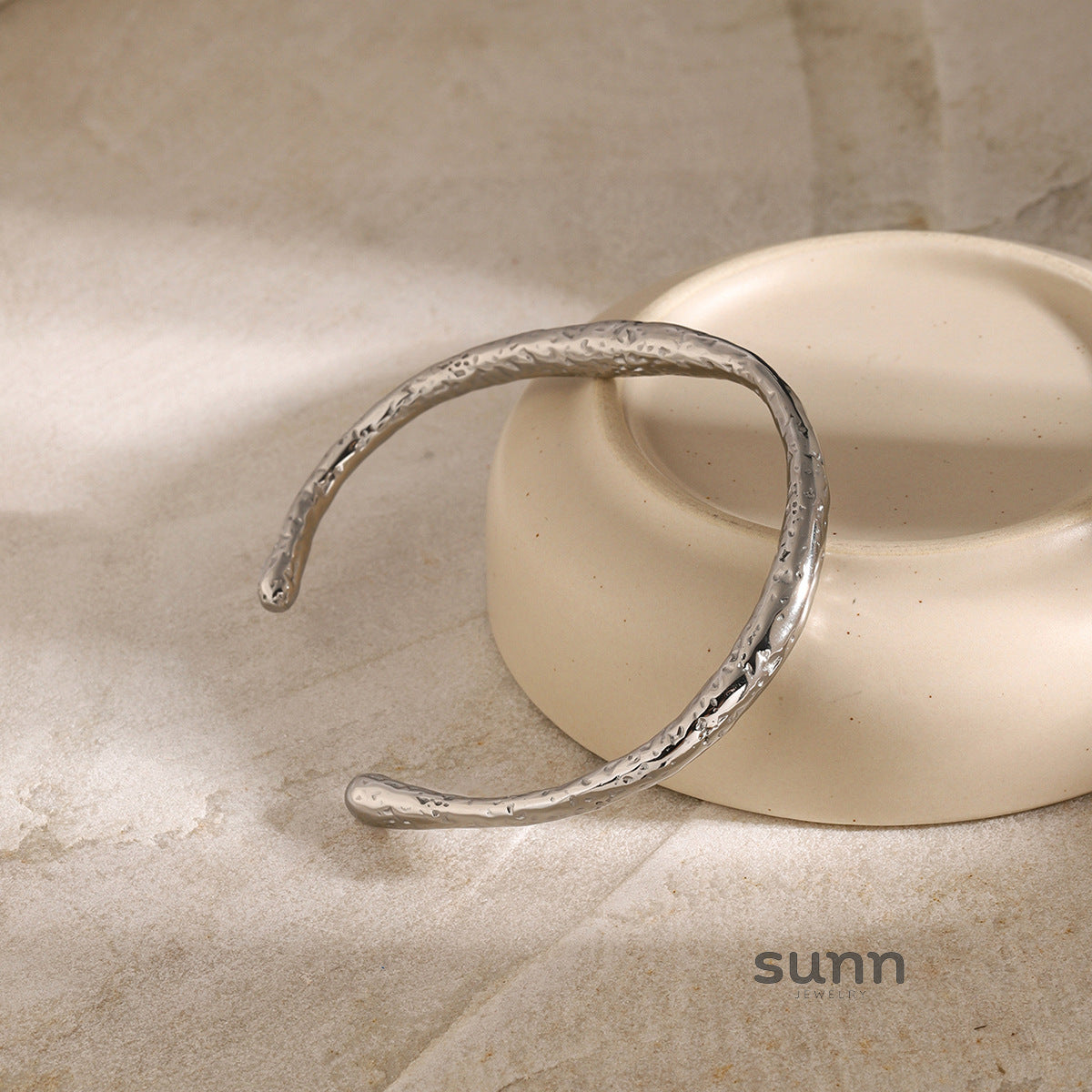 Kynzlee Textured Cuff Bracelet [7MUSGH6D]