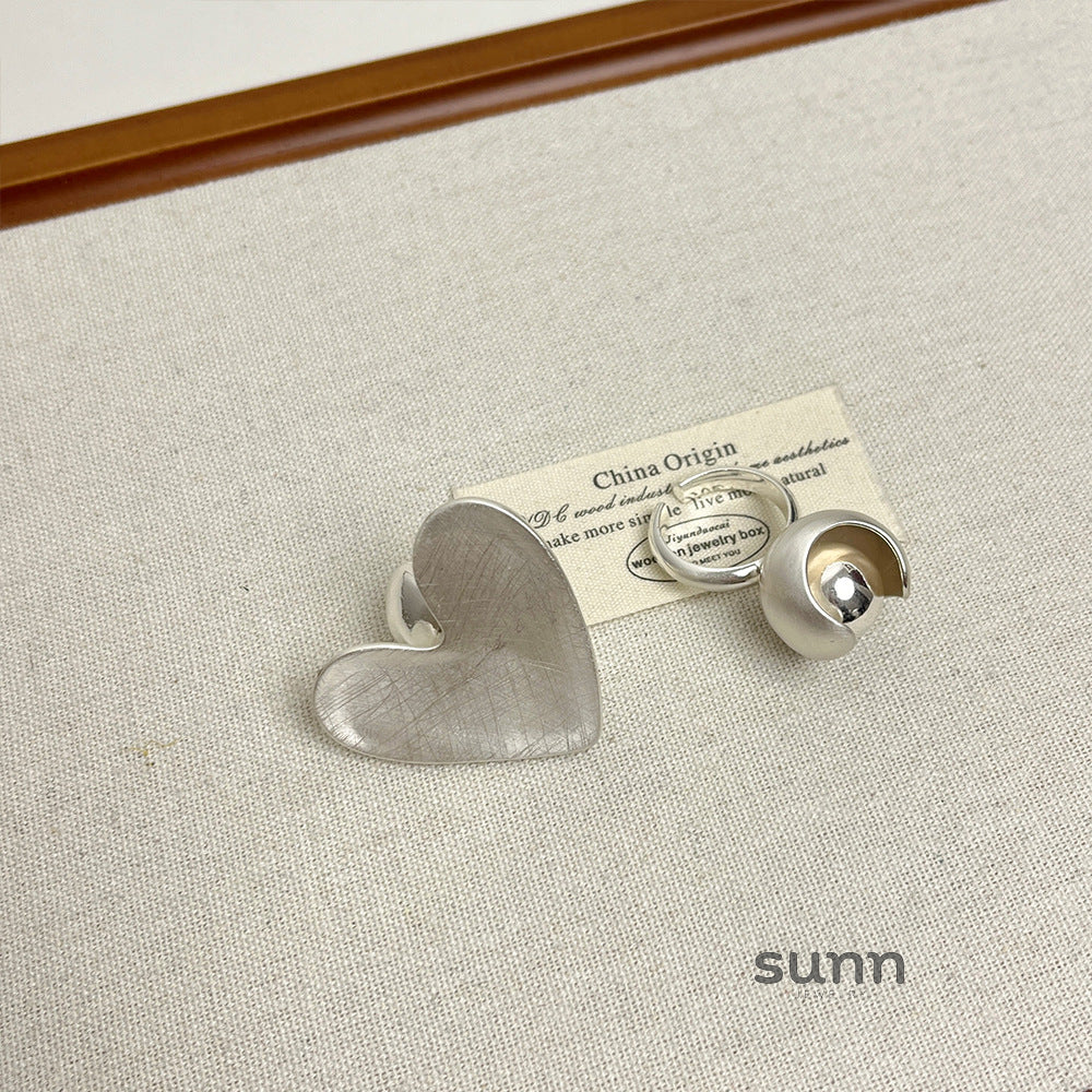 Lady Brushed Heart Open Ring [6H4WQERH]