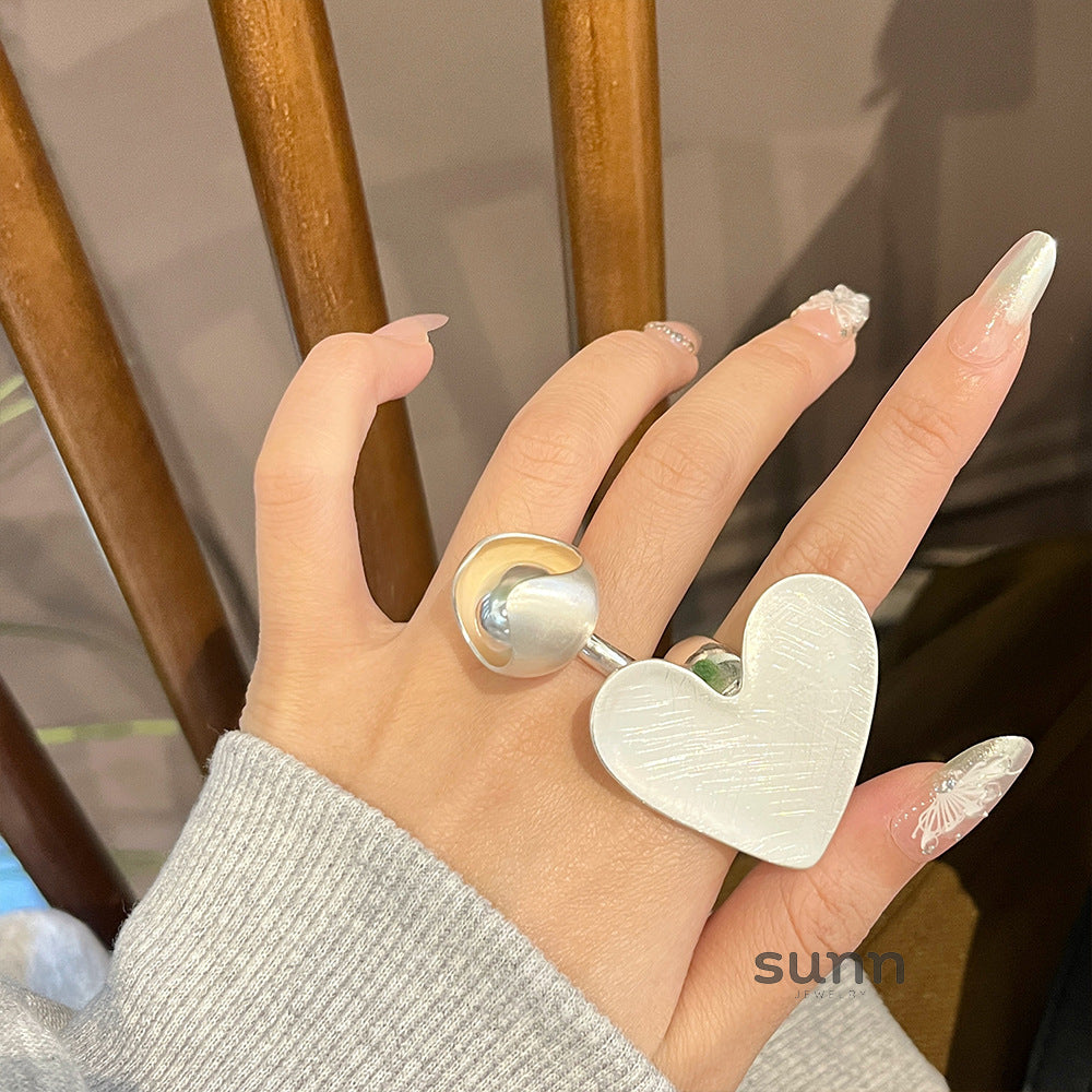 Lady Brushed Heart Open Ring [8G8CXKCP]