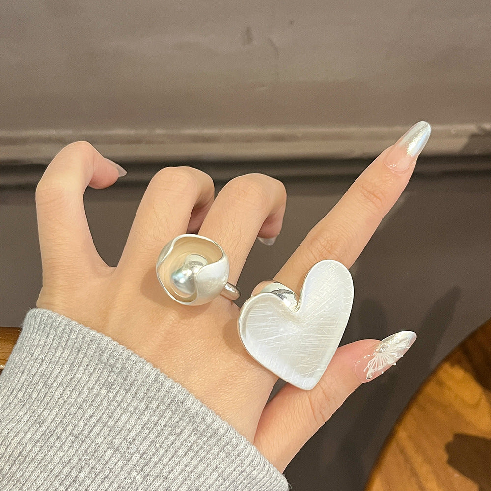 Lady Brushed Heart Open Ring [WXHXYB4I]