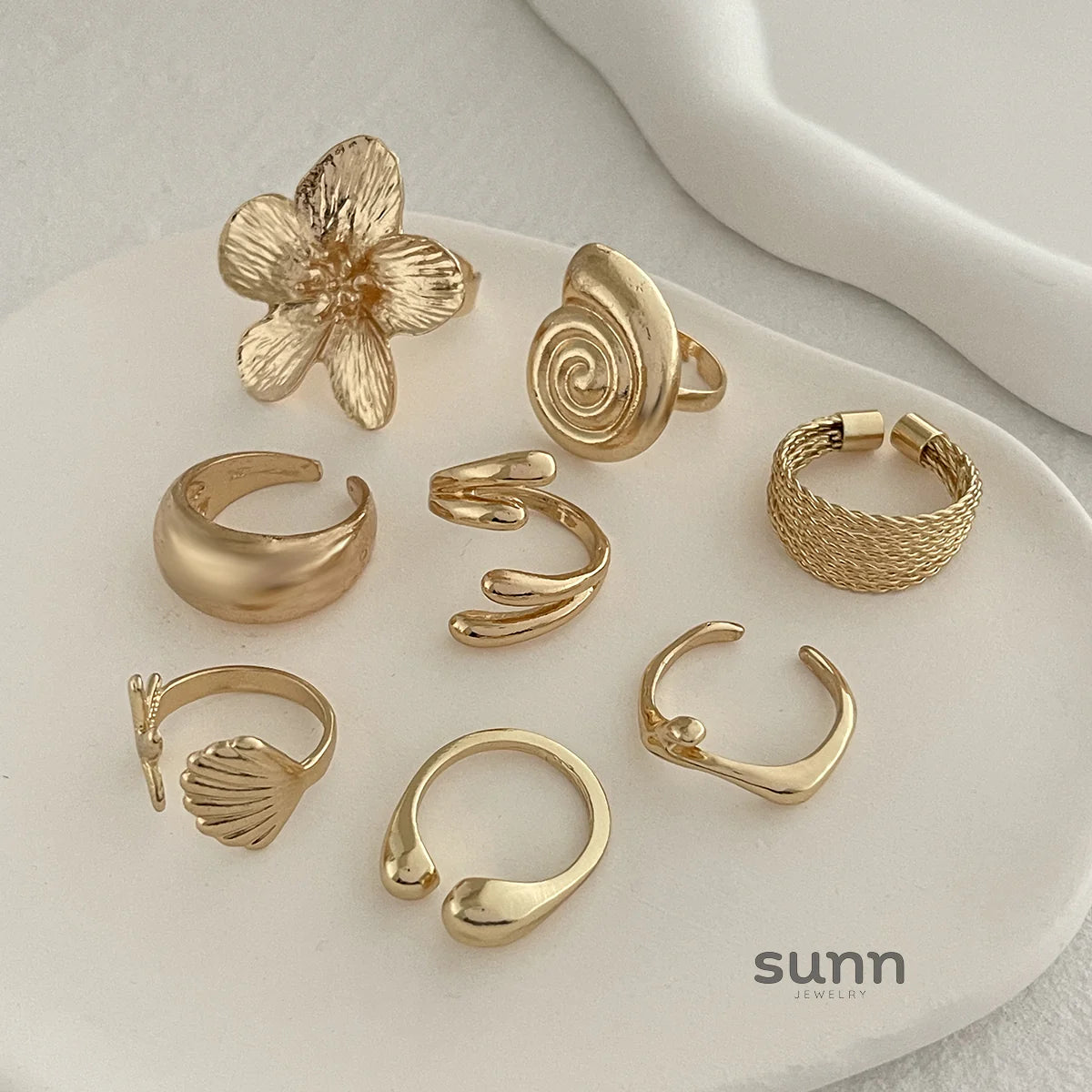 Lahna Ocean-Inspired Ring Set
