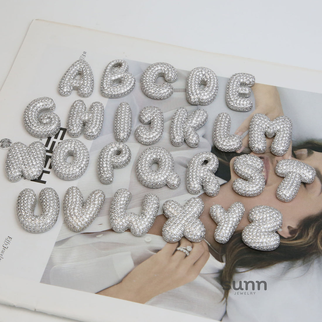Laiba Bubble Initial Necklace [4KCSB7T2]