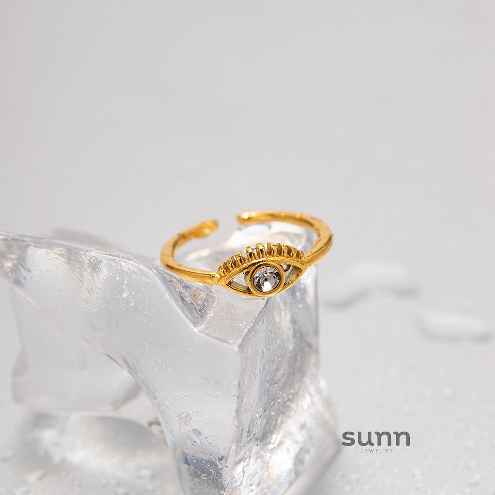 Laiklyn Crowned Evil Eye Ring [RDGE4XBU]