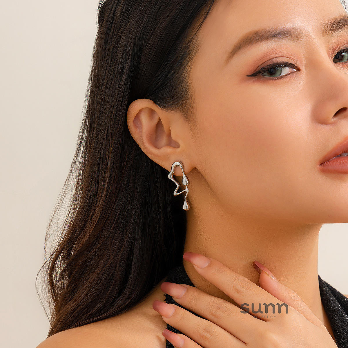 Laiklyn Molten Drop Earrings [0T3EAT5B]