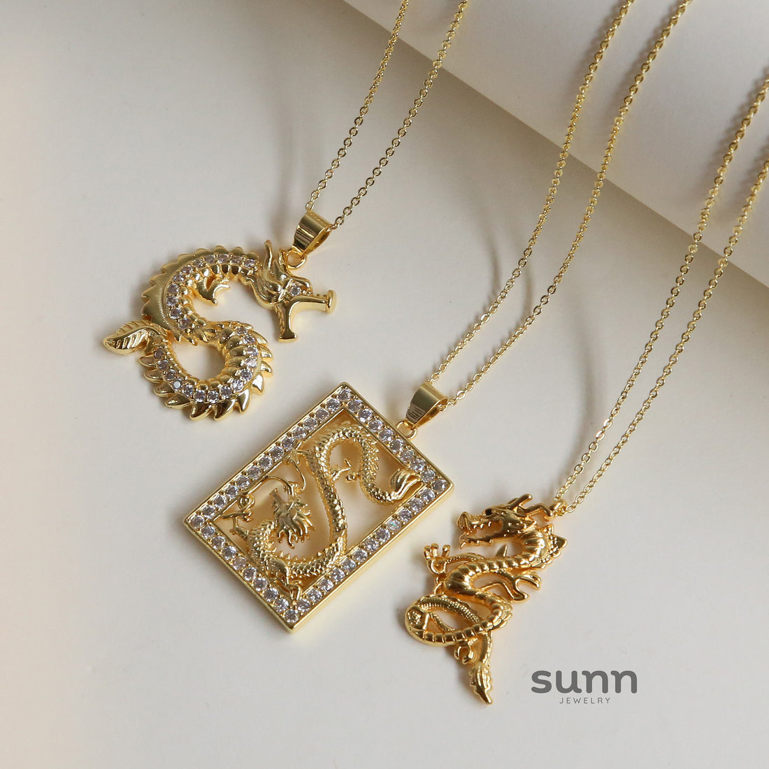 Lainey Dragon Zodiac Necklace [X4ID0CNI]
