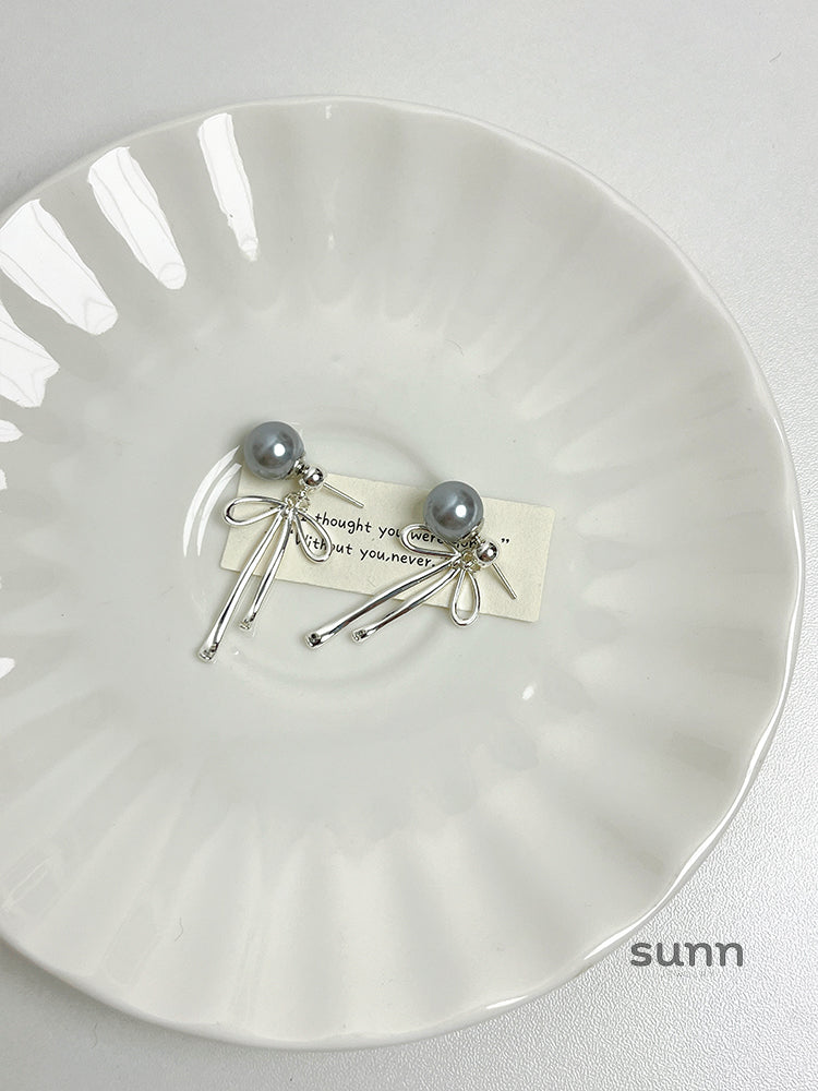 Laityn Bow Pearl Tassel Earrings [AWD0GM52]