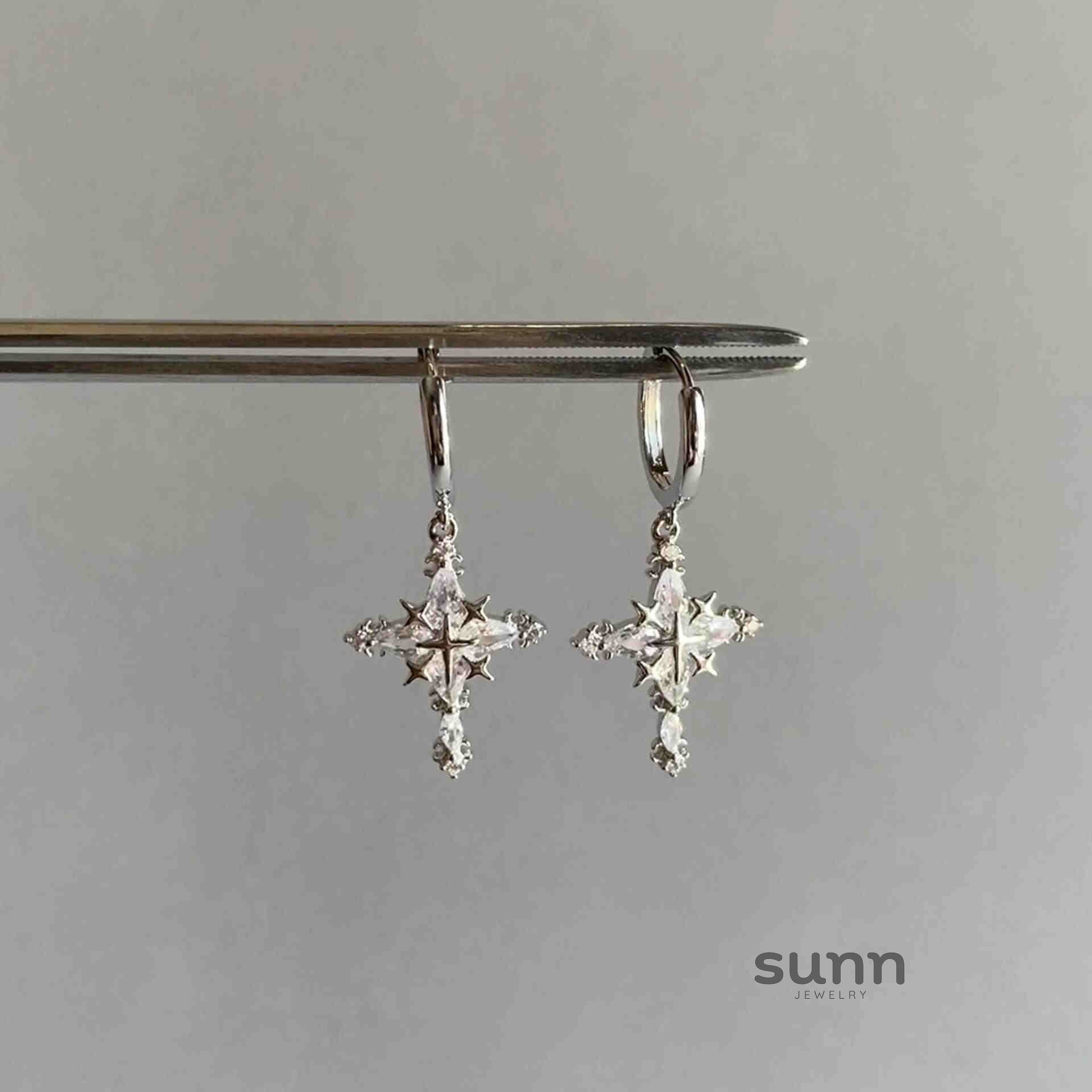 Lakelyn Celestial Cross Ear Cuff