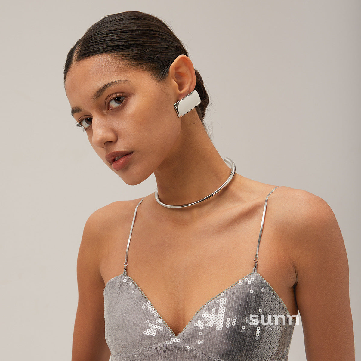 Lanah Sleek Rectangle Earrings [SE1J1D23]