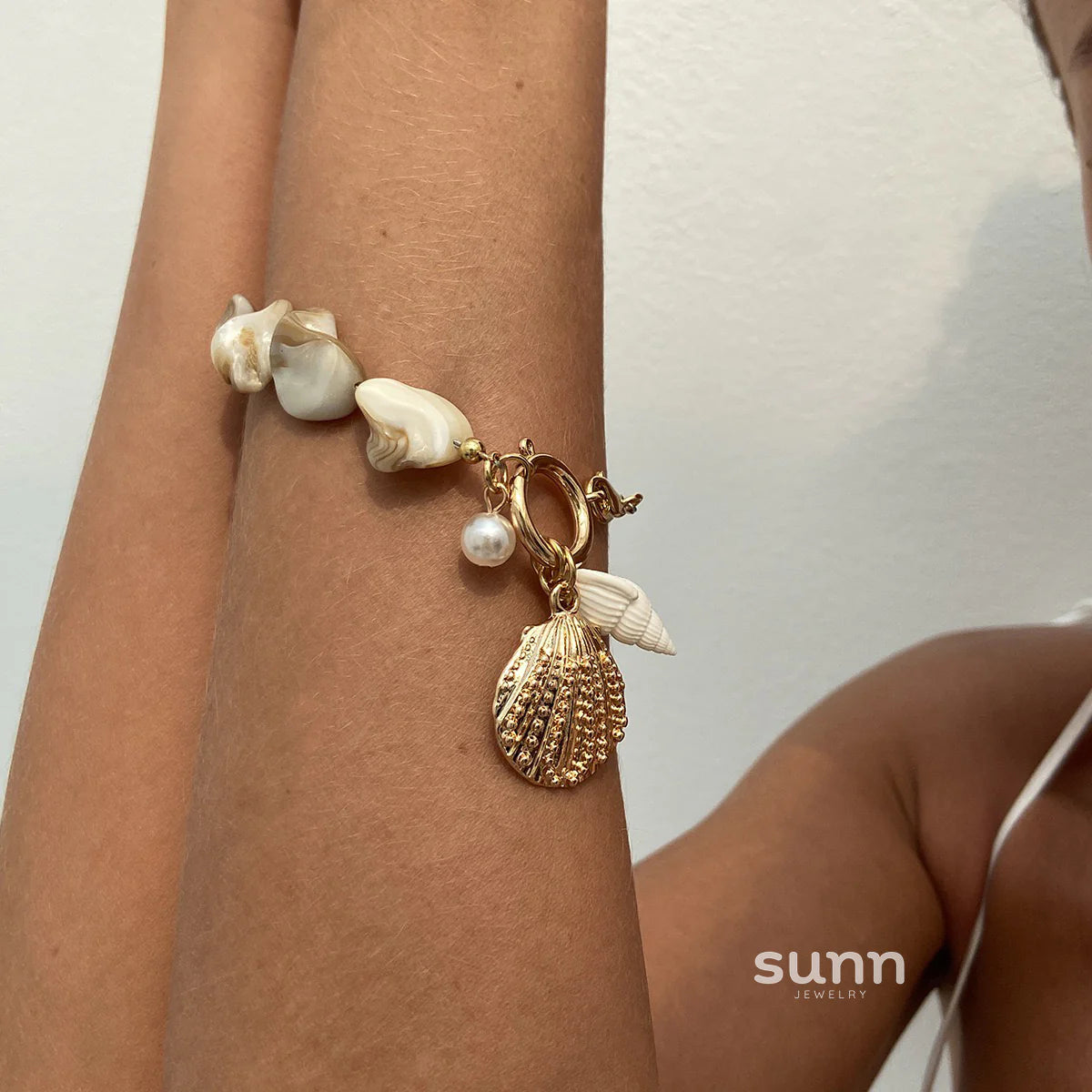 Landon Coastal Shell Necklace