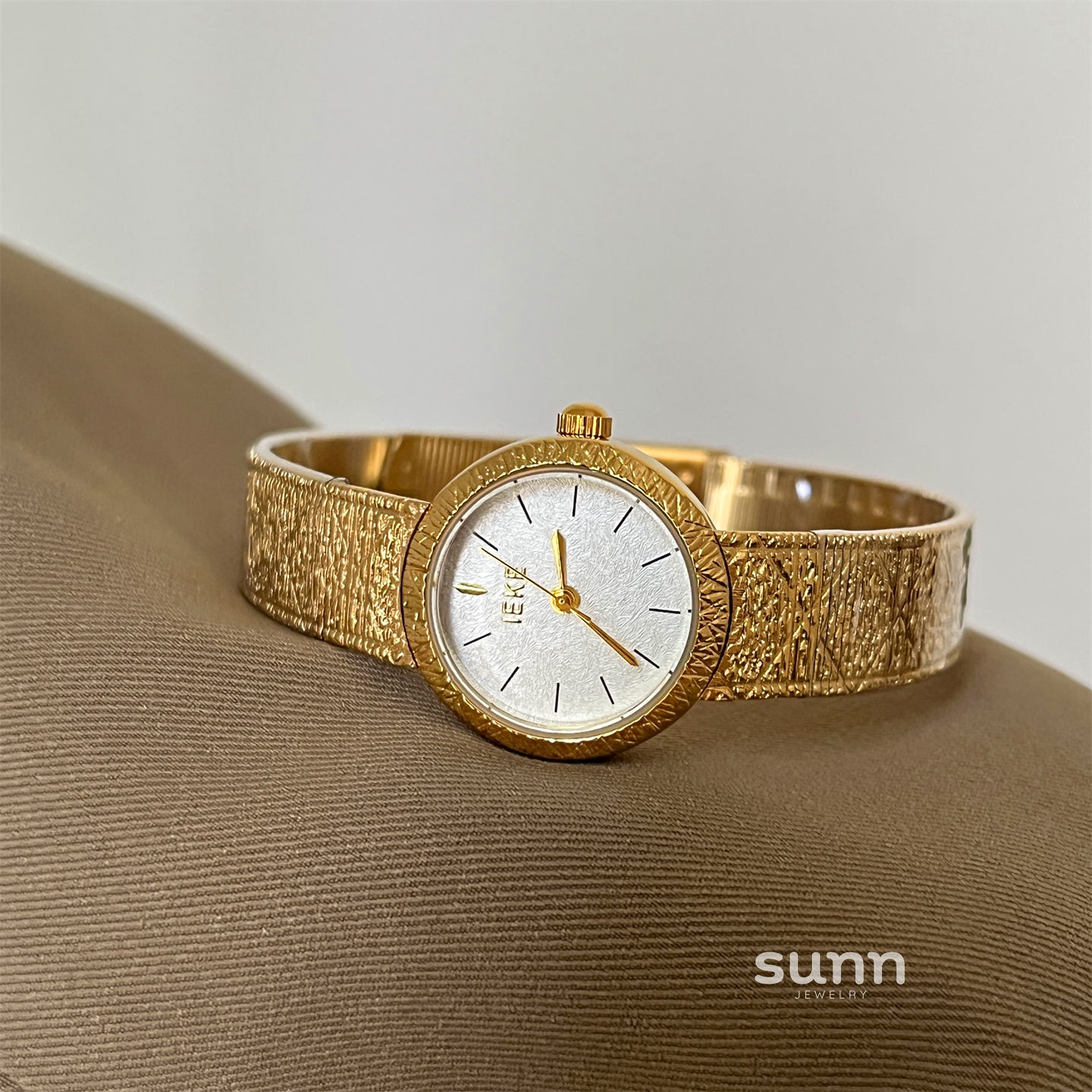 Laney Luxe Petite Watch [ZF5K8GU9]
