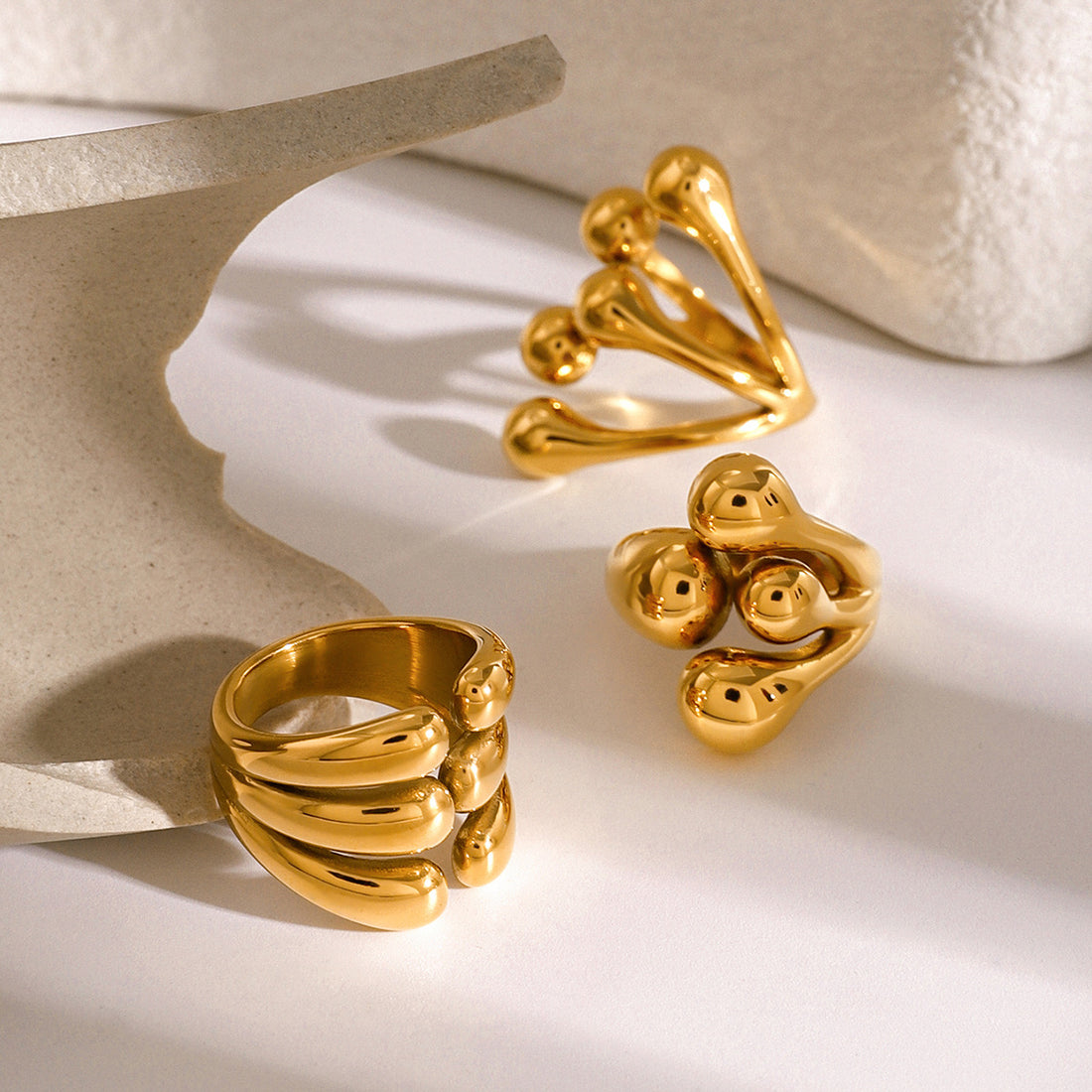 Langley Titanium Gold Ring [RHP7KEFL]