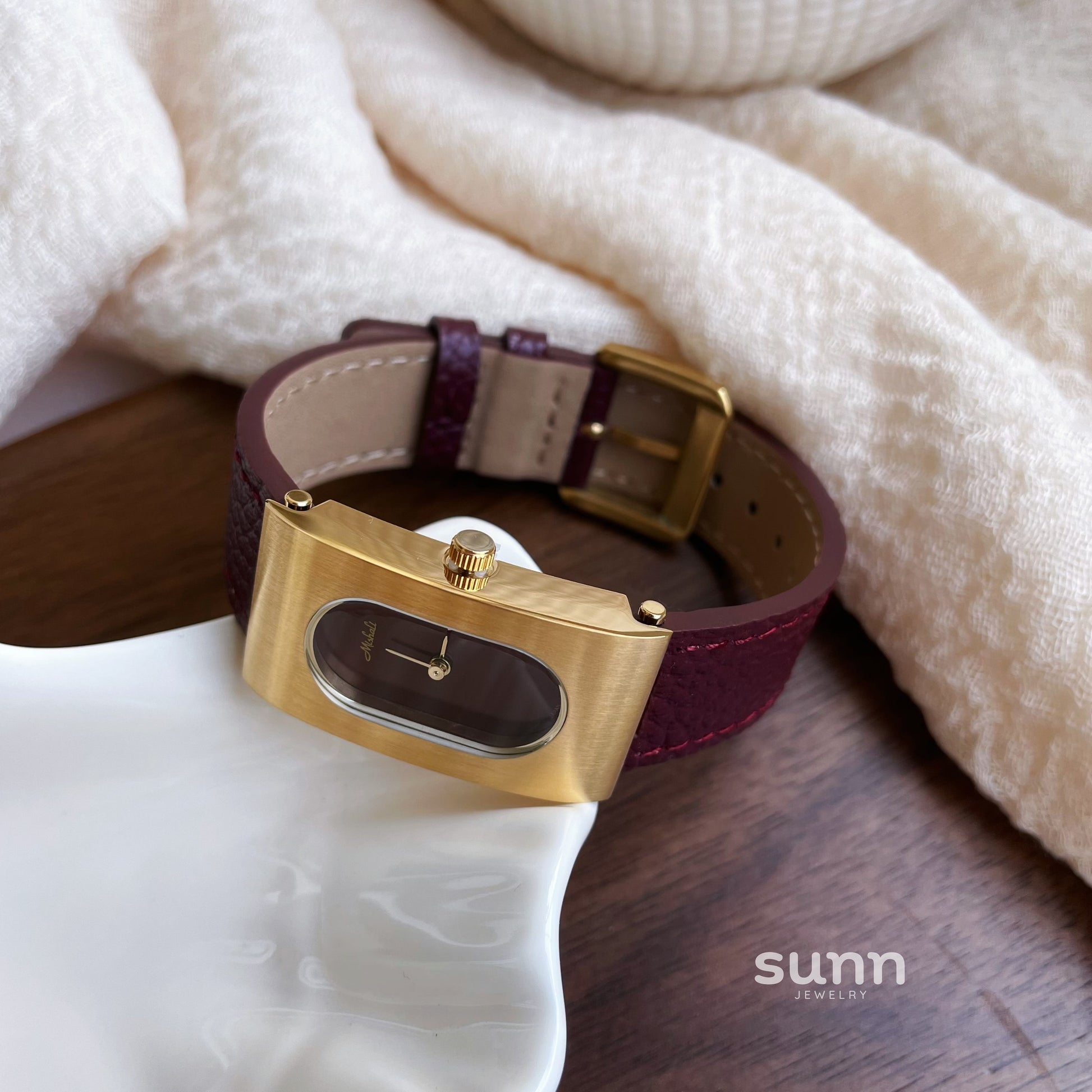 Lani Vintage Rectangular Leather Watch [YKHJDW66]