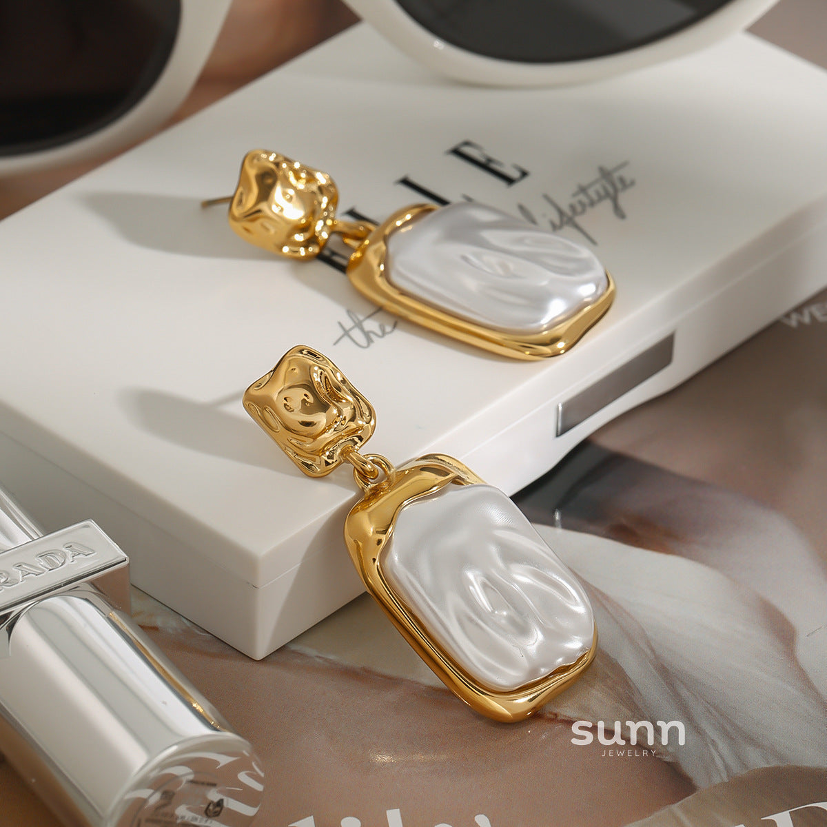 Laniya Dangle Pearl Cross Earrings [YSCFFW8G]