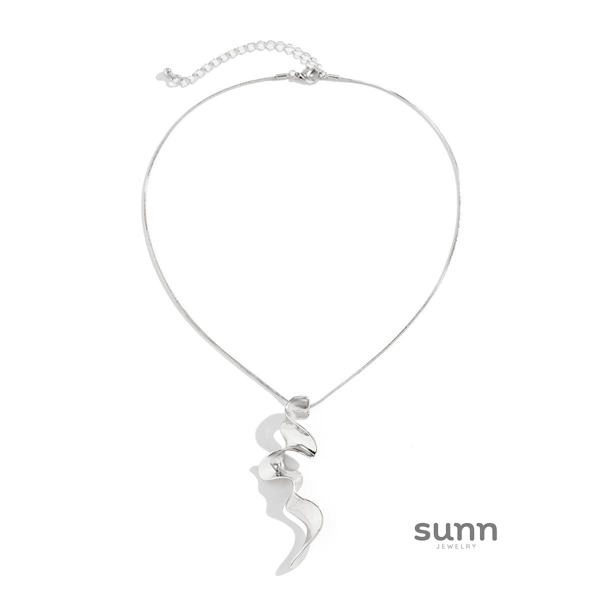 Laurel Twisted Liquid Necklace [W54YORVH]