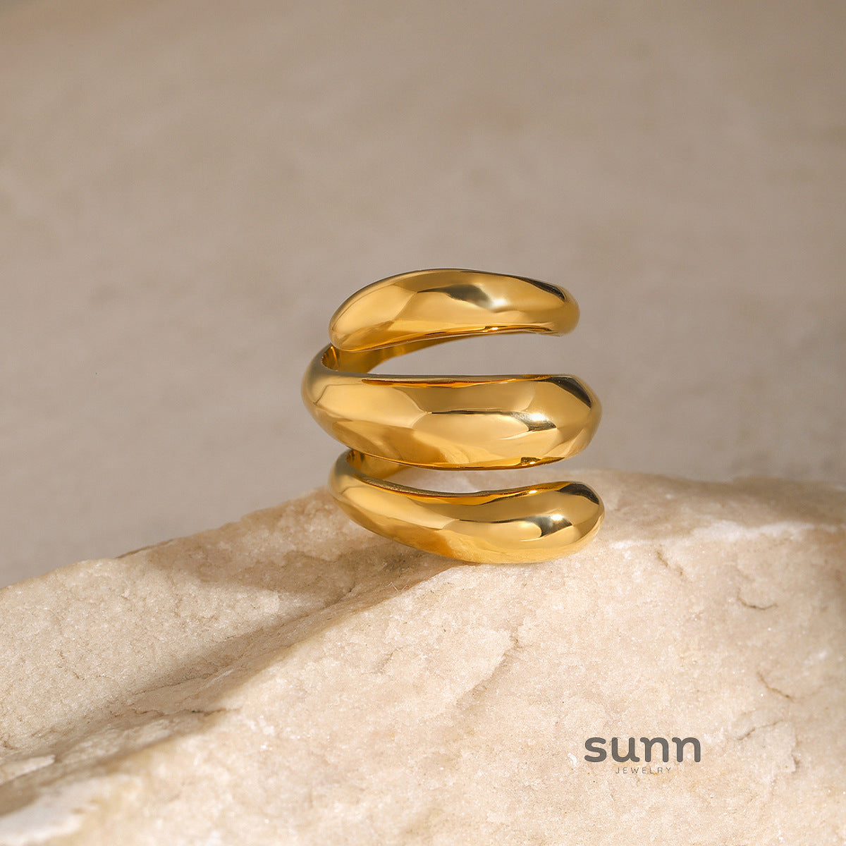 Laurynn Fluid Triple Band Ring [LCSXN5AB]